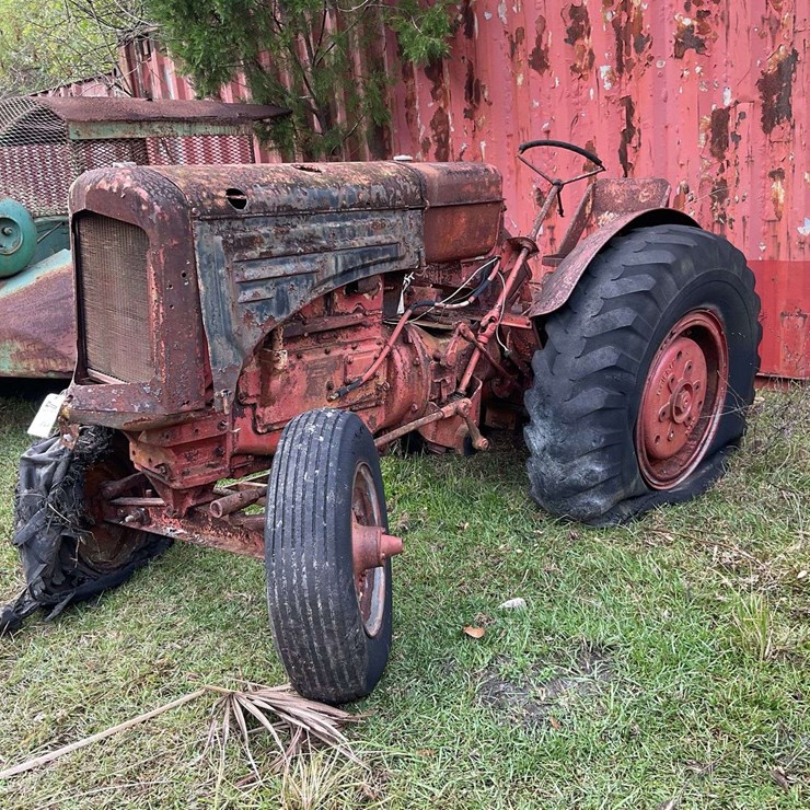 Minneapolis-Moline Parts Tractor