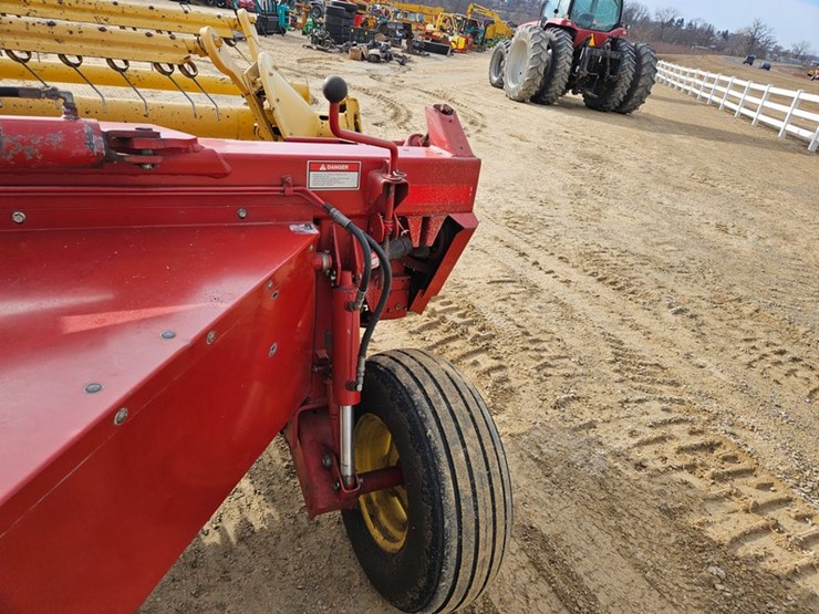 new-holland-499-image-21