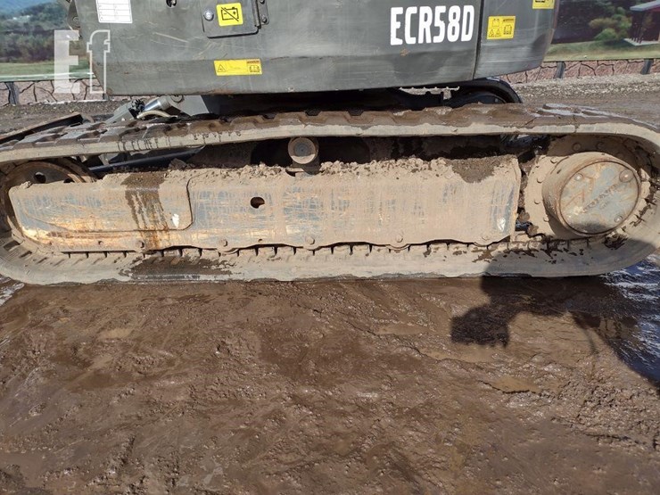 2016-volvo-ecr58d-image-27