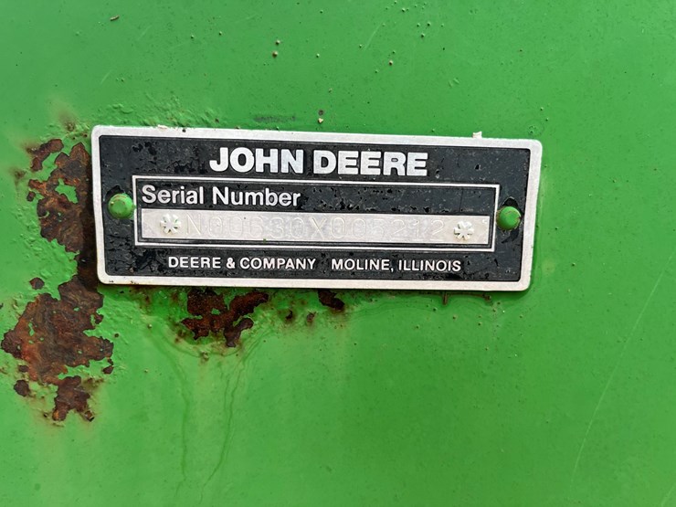 1990-john-deere-630-image-16