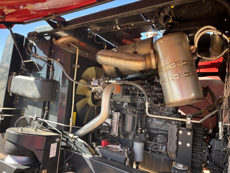 2020-case-ih-wd2104-image-20