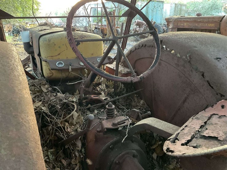 case-parts-tractor-image-15