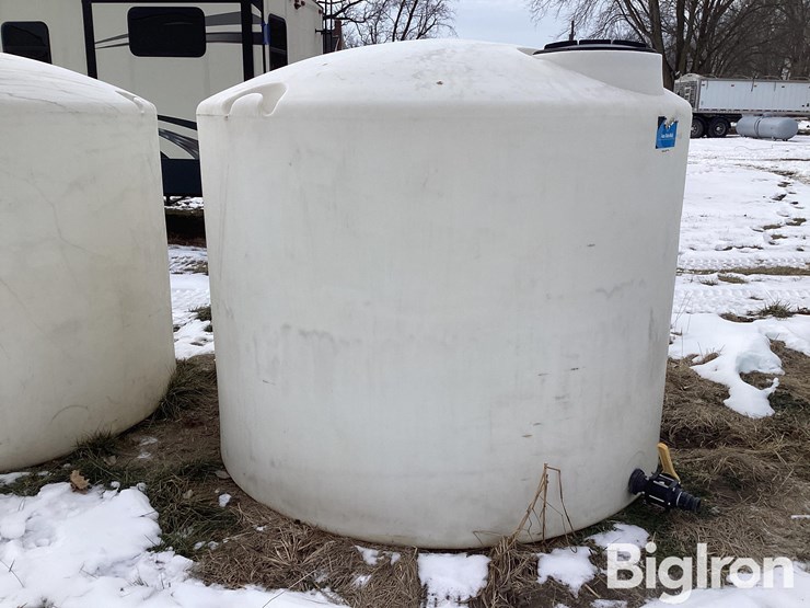 ace-roto-mold-1,650-gallon-water/liquid-fertilizer-tank-image-3