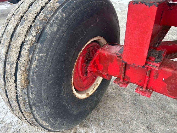 ag-systems-twin 1000-gal.-nh3-tanks-on-gear-#g5-image-17