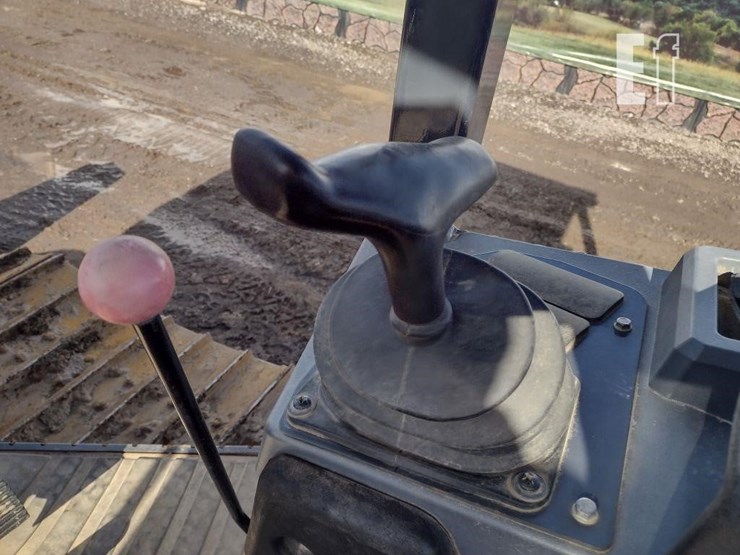 2020-deere-450k-image-9