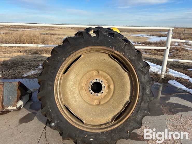 38"-sprinkler-tires-&-rims-image-2