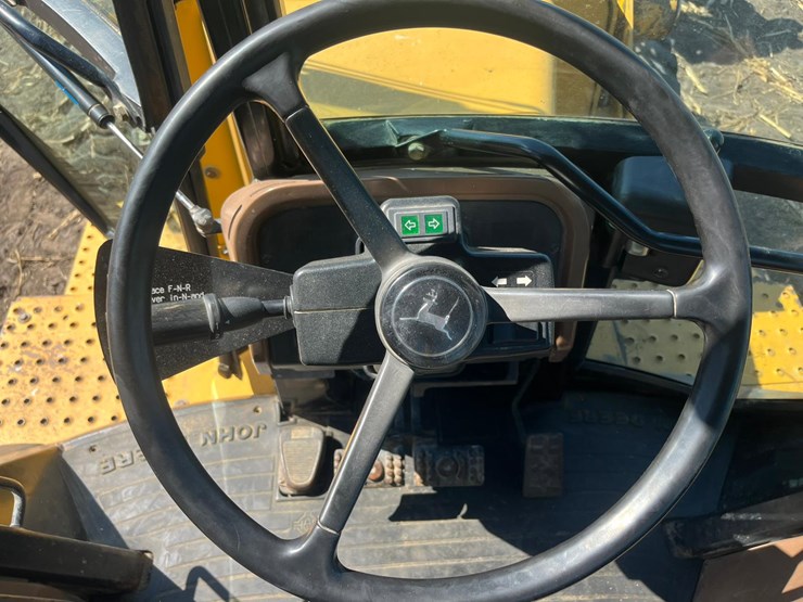deere-710d-image-14