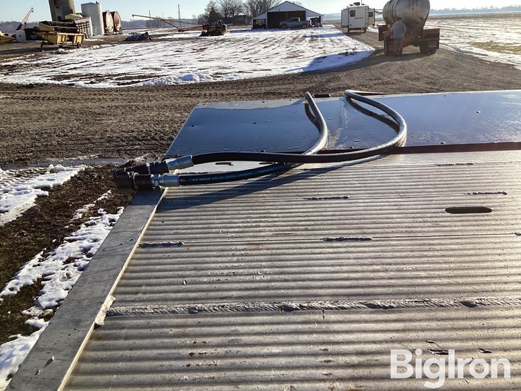 2000-landoll-2000-image-16