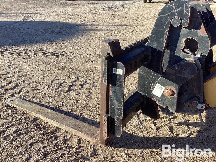 2006-caterpillar-924h-image-10