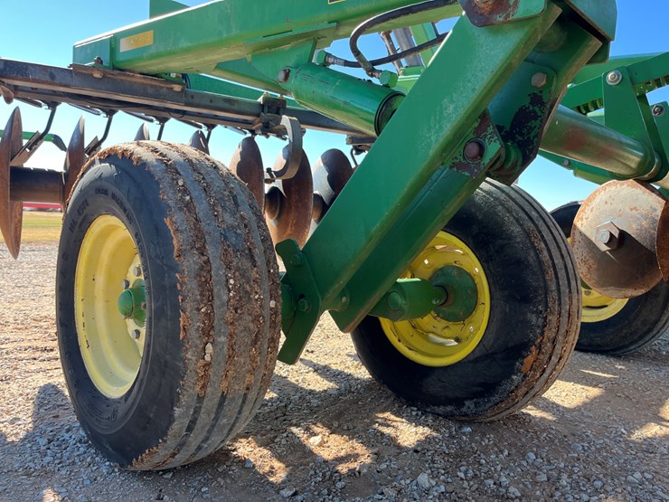 2004-john-deere-637-image-8