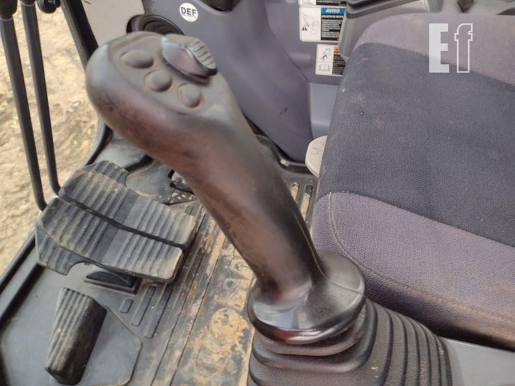 2021-komatsu-pc170-lc-11-image-12