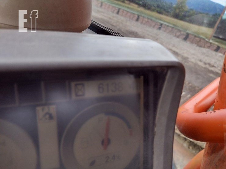 2006-hitachi-zx270-lc-3-image-6