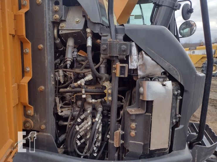 2022-case-cx145d-msr-image-43