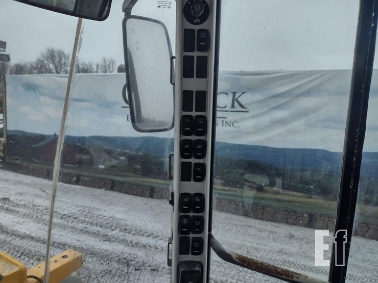 2009-volvo-l70f-image-12