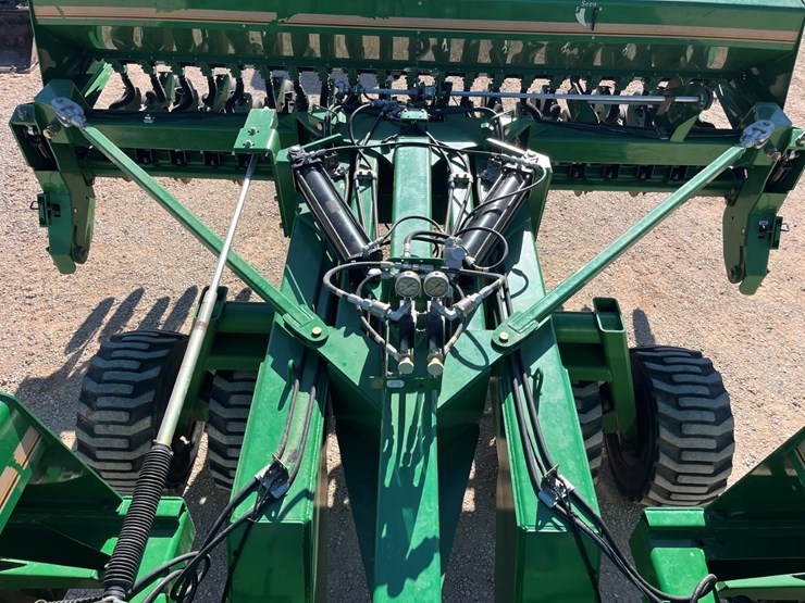 2016-great-plains-3s4000-image-40