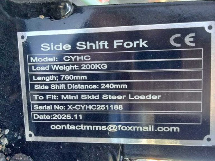#221-•-mini-skid-steer-hydraulic-side-shift-fork-image-3