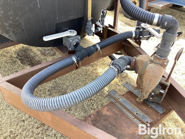 1000-gal-nurse-trailer-image-10