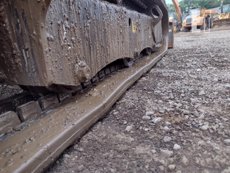 bobcat-e32i-image-31