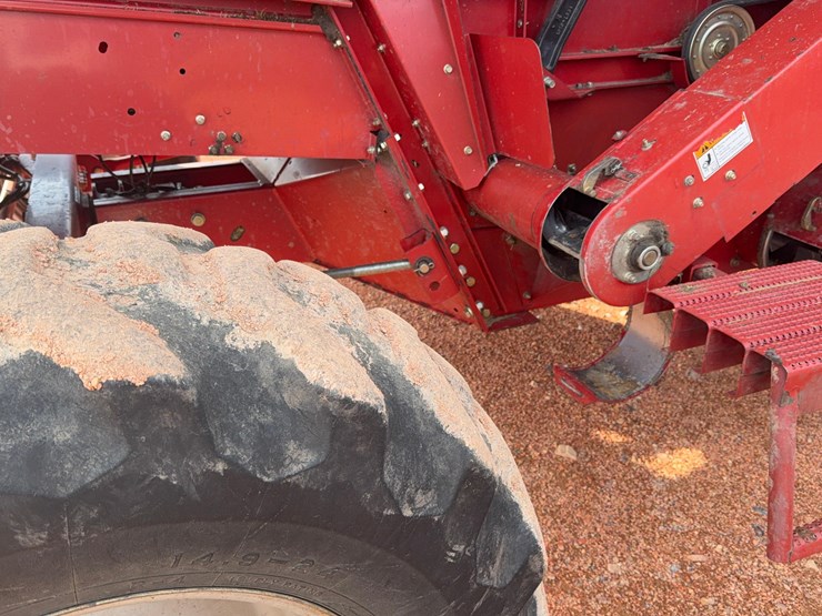 2008-case-ih-2588-image-7