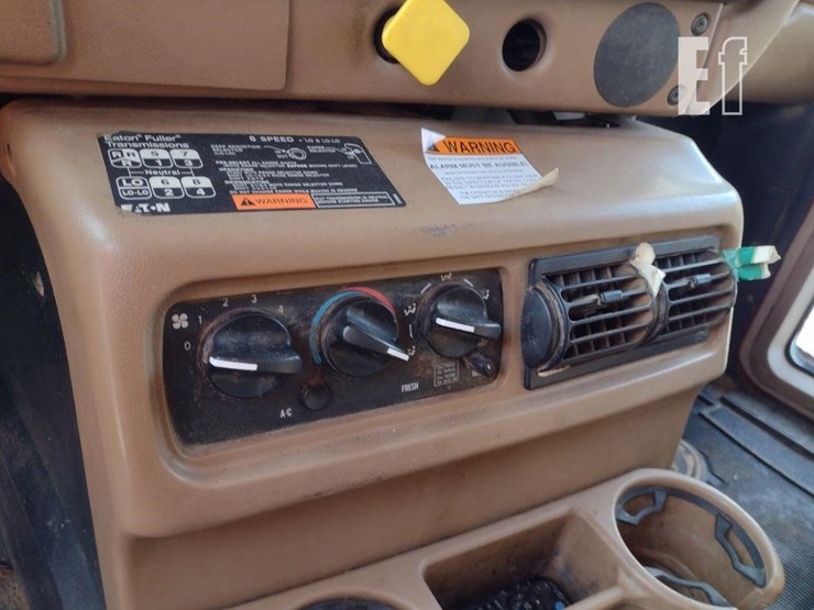 07-mack-cv713-granite-dump-truck^title^-image-13