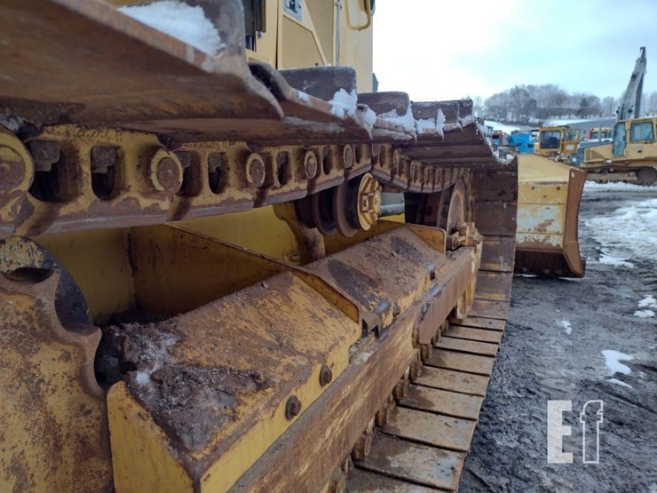 2022-deere-650k-lgp-image-34