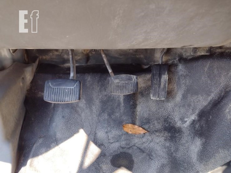 2008-ford-f750-xl-image-7