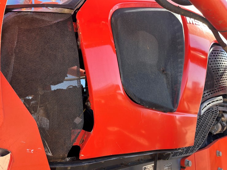 2017-kubota-m5091d-image-5