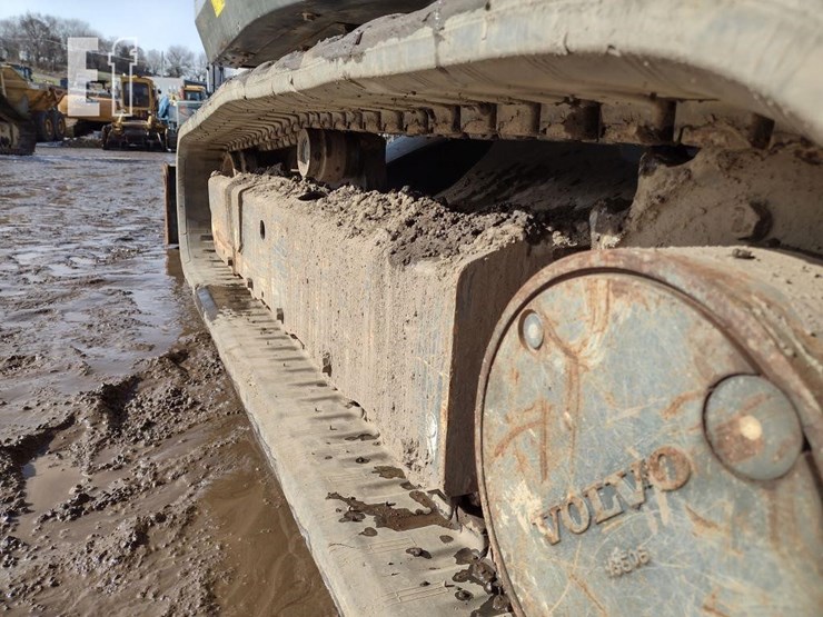 2016-volvo-ecr58d-image-30