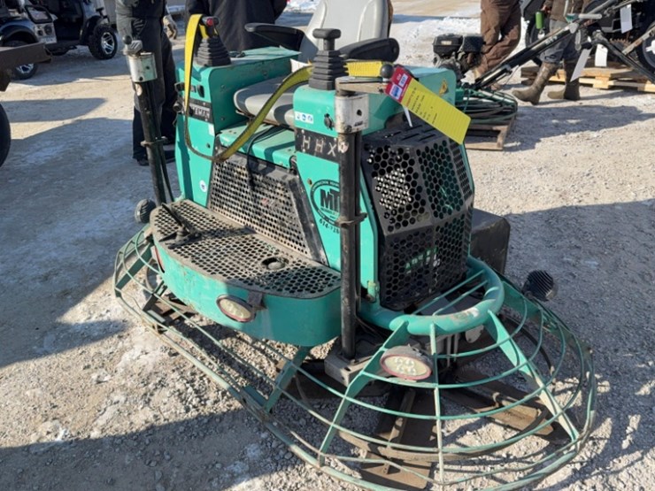 2016-whiteman-hhxdf5-8'-rider-trowel-s.n#-pb0209265-image-2