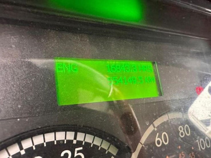 2018-freightliner-114sd-image-66