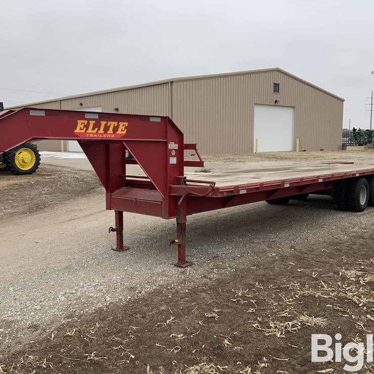 2009 Elite 30’ Dovetail T/A Gooseneck Trailer