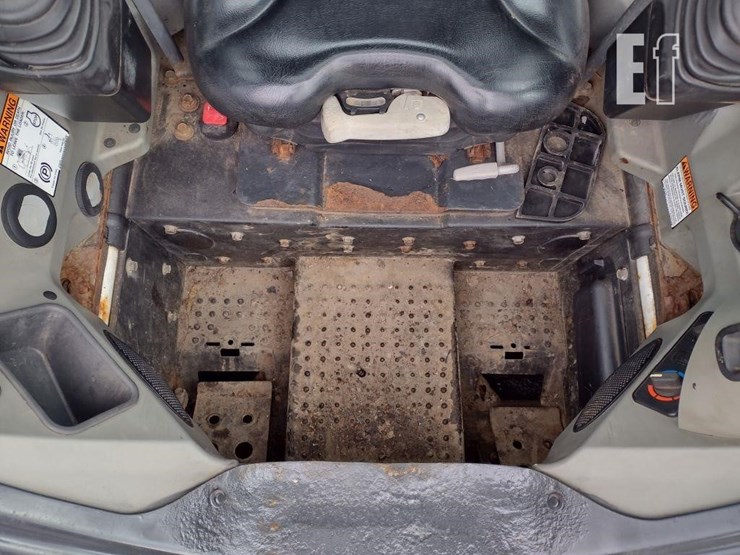 2015-bobcat-a770-image-13