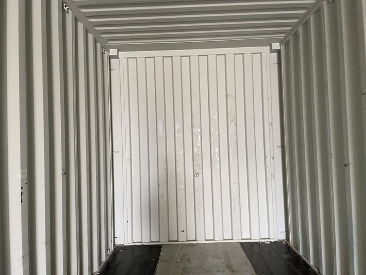 #2041-•-40'-shipping-container-image-8