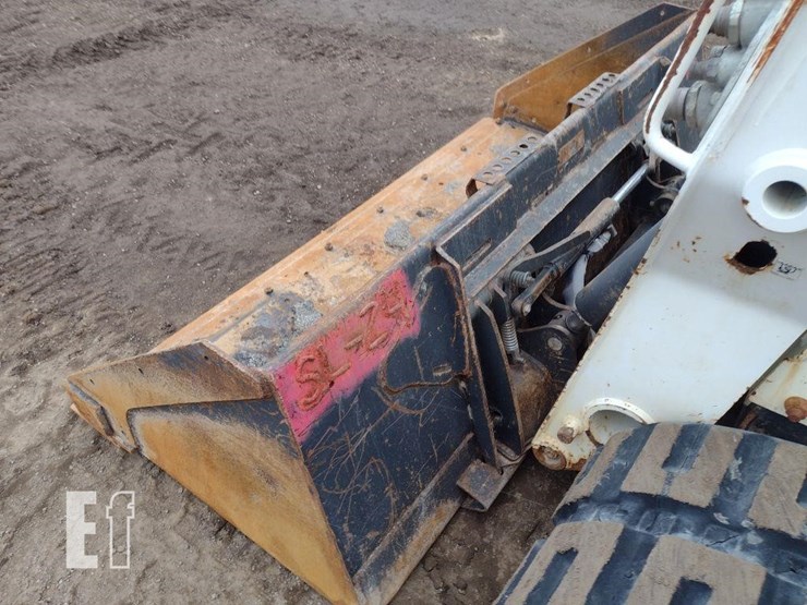 2017-bobcat-t740-image-20