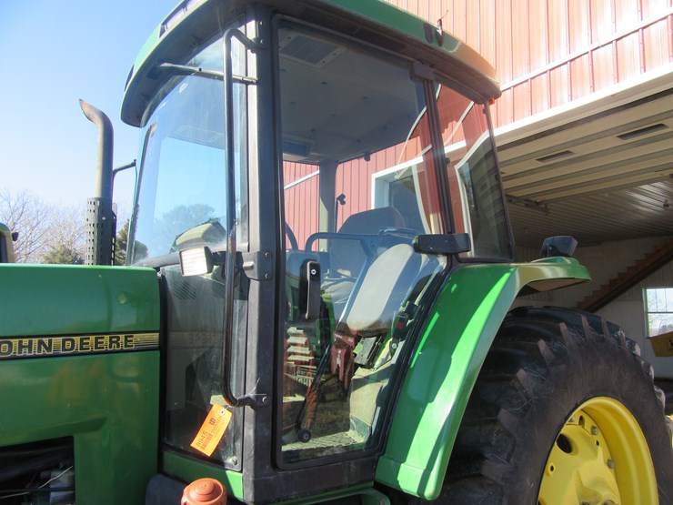 john-deere-7200-image-12