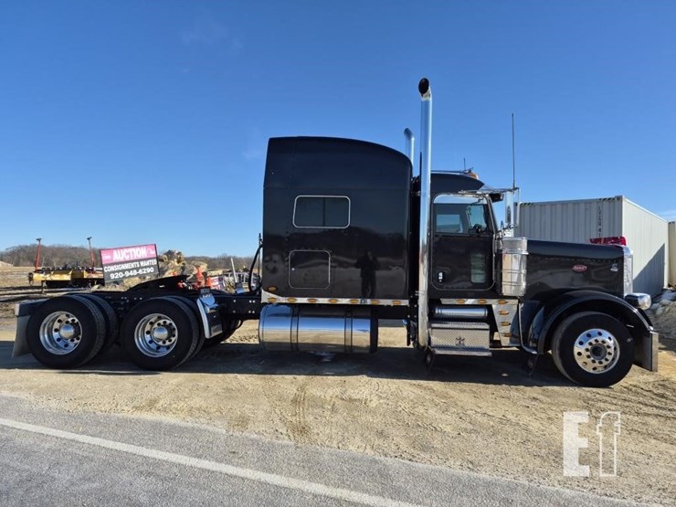 2013-peterbilt-388-image-5