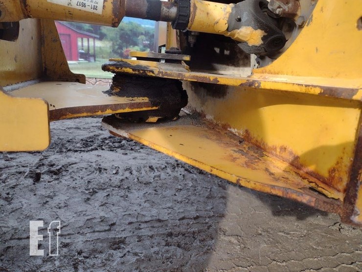 2006-caterpillar-930g-image-31