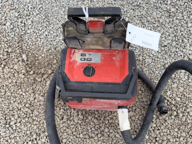hilti-vc-140-2-22-backpack-sweeper-image-2