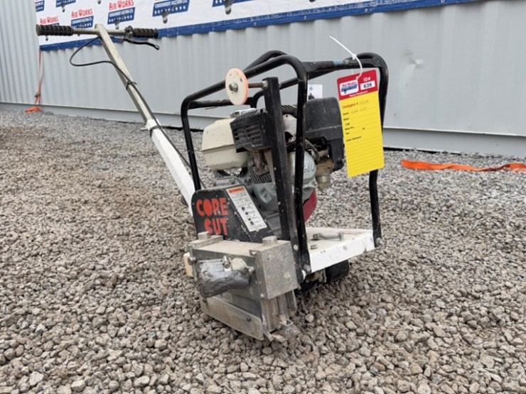 concrete-saw-with-honda-motor-image-2