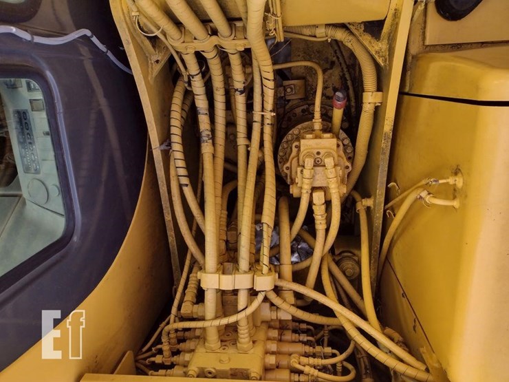 2004-komatsu-pc120-6e0-image-46