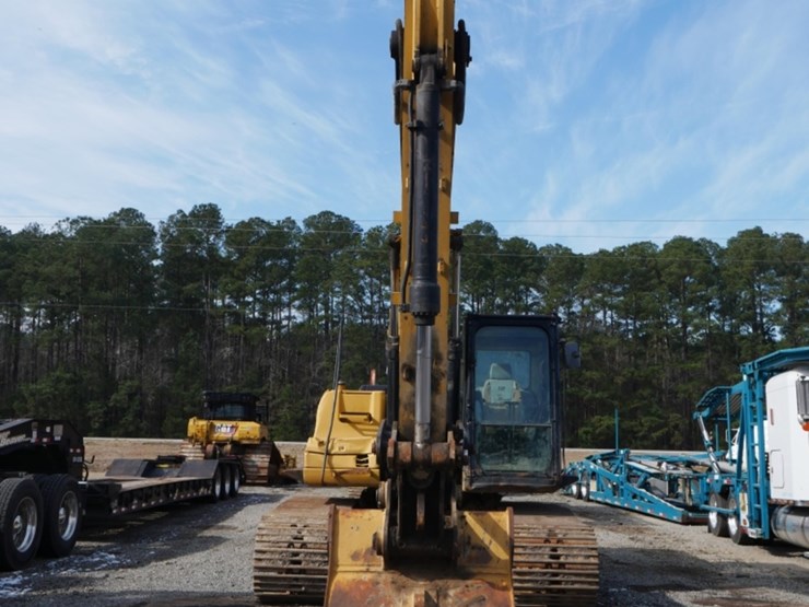 caterpillar-320dl-image-2