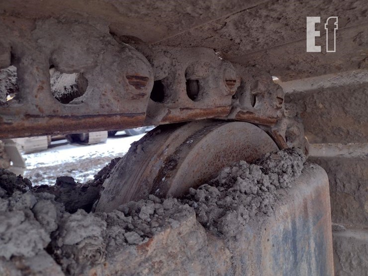 2022-case-cx250d-image-31