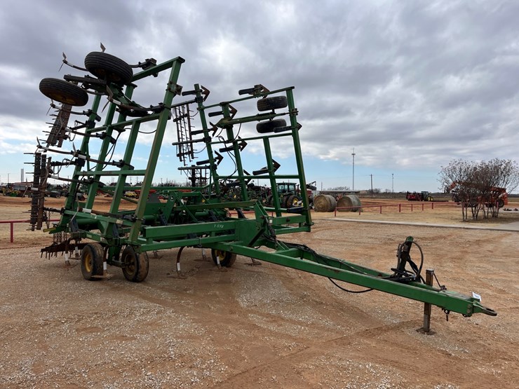 2000-john-deere-680-image-6