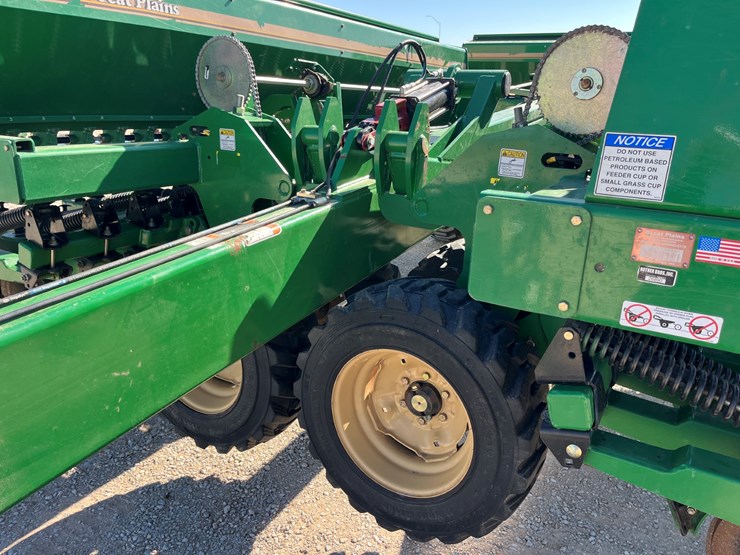 2016-great-plains-3s4000-image-2