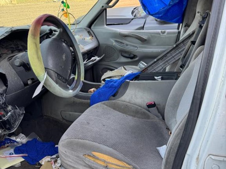 1999-ford-expedition-xlt-image-5