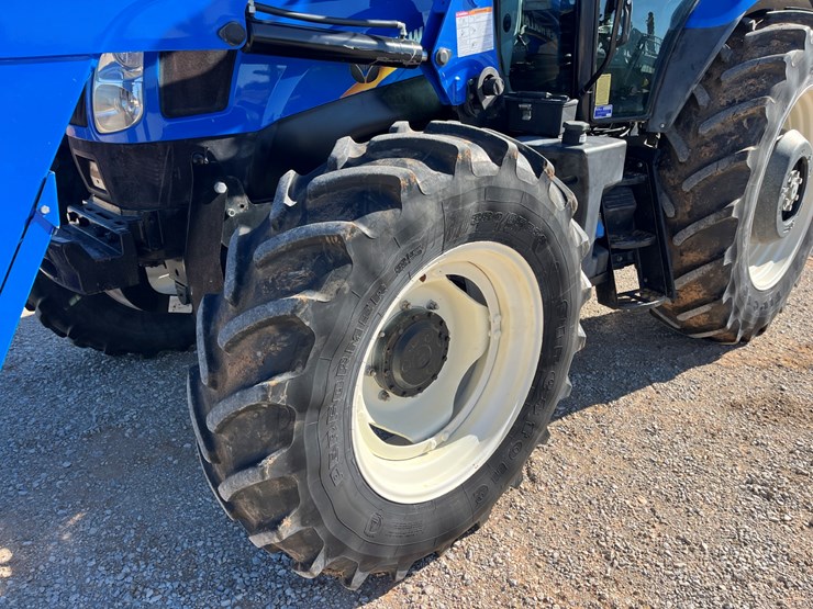 2014-new-holland-t6.175-image-2