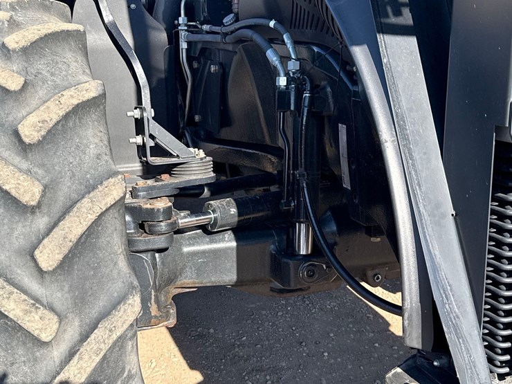 2012-case-ih-315-magnum-mfwd-tractor-image-13