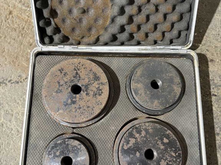 #174-•-maxis---max-punch---conduit---2-1/2"---4"-image-2