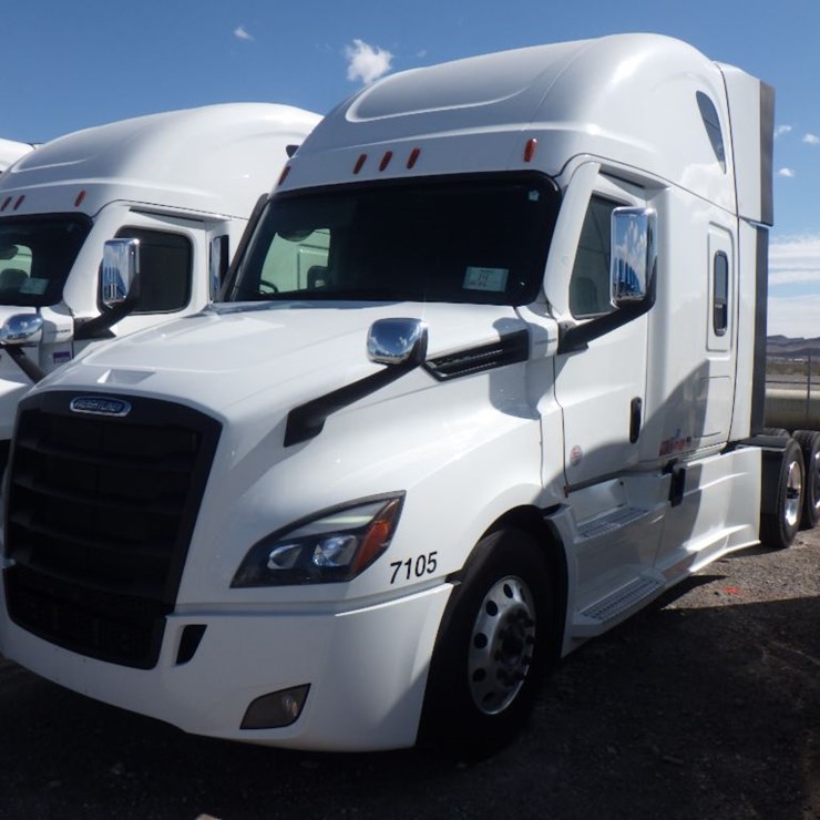 2024 FREIGHTLINER CASCADIA 126