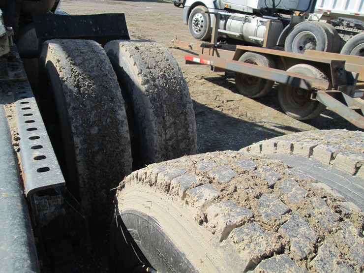 2012-international-prostar-image-8